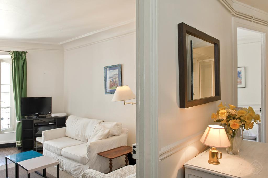 Classy St. Germain Apartment Parigi Camera foto